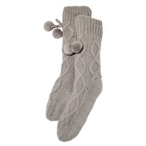 Muk Luks Women's Pom Cable Knit Cabin Sock